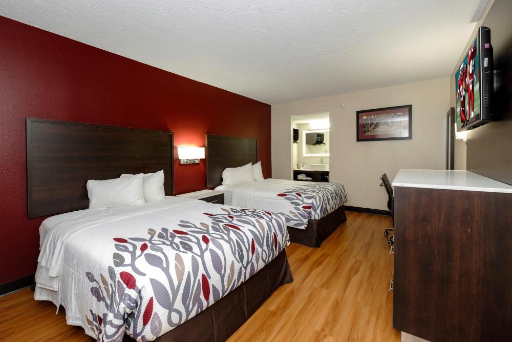 Deluxe Double Room with Two Double Beds - Non-Smoking interior