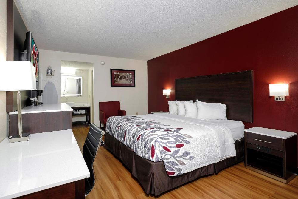 Superior King Room - Non-Smoking interior